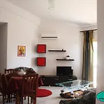Helpet Residence